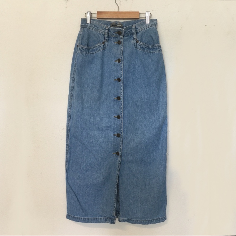 Liz Claiborne denim maxi skirt